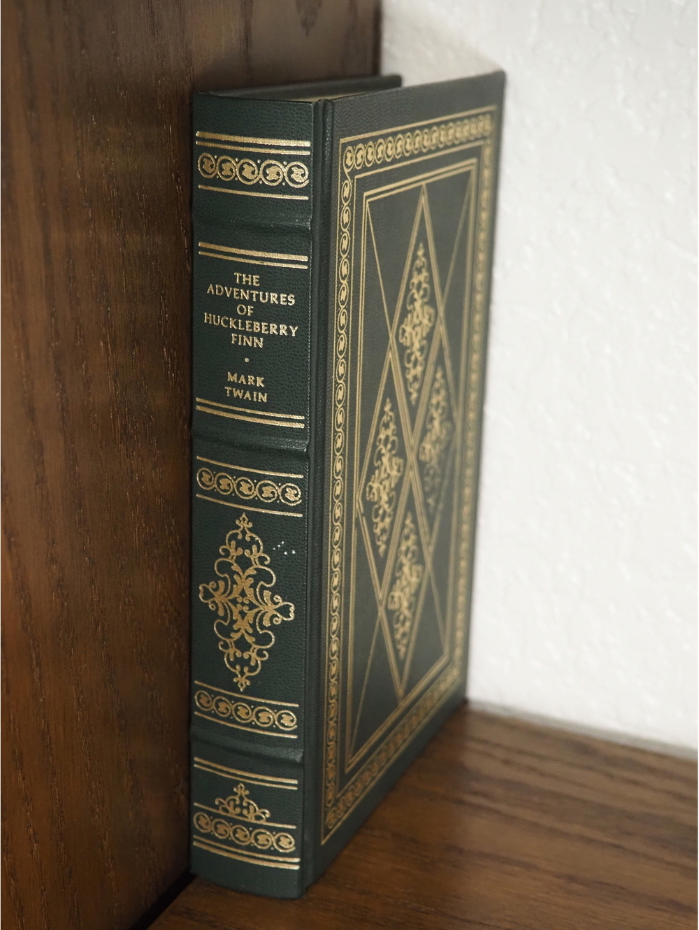 Mark Twain The Adventures of Huckleberry Finn Franklin Library 1979 Gilt Leather